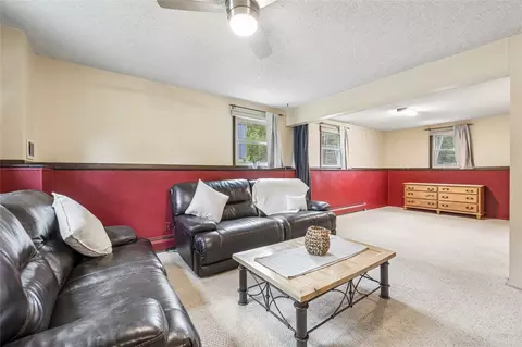 Living - 422 Alpine Rd, Dillon, CO 80435 photo 4 of 6