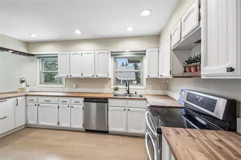 Kitchen - 422 Alpine Rd, Dillon, CO 80435 photo 1 of 5