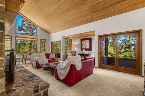 Living - 2260 Keystone Ranch Rd, Keystone, CO 80435 photo 2 of 4