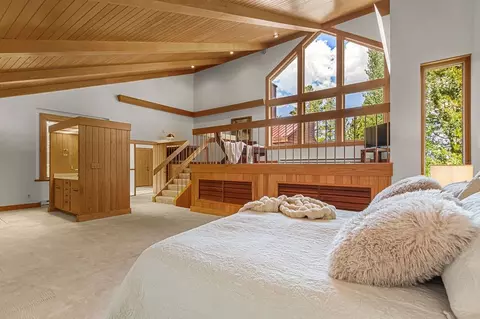 Bedroom - 2260 Keystone Ranch Rd, Keystone, CO 80435 photo 2 of 6