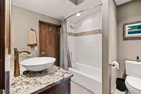 Bath - 56 Riverside Dr, Silverthorne, CO 80498 photo 5 of 5
