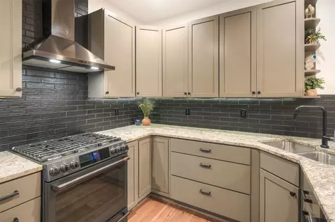 Kitchen - 67 Fly Line Dr, Silverthorne, CO 80498 photo 3 of 4