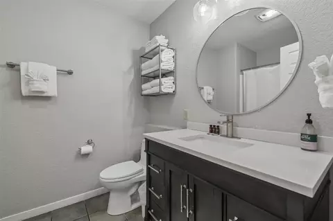 Bath - 312 Red Hawk Cir, Silverthorne, CO 80498 photo 3 of 5