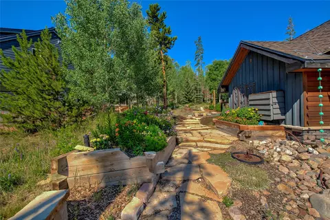 Exterior - 183 Elk Thistle Dr, Silverthorne, CO 80498 photo 7 of 10