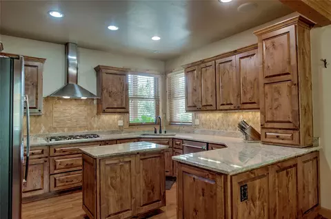 Kitchen - 183 Elk Thistle Dr, Silverthorne, CO 80498 photo 2 of 3