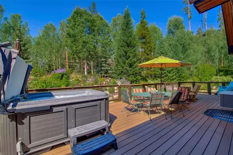 Exterior - 183 Elk Thistle Dr, Silverthorne, CO 80498 photo 1 of 10