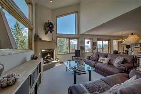 Living - 61 Bashore Ct, Silverthorne, CO 80498 photo 3 of 4