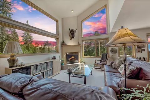 Living - 61 Bashore Ct, Silverthorne, CO 80498 photo 2 of 4
