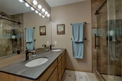 Bath - 61 Bashore Ct, Silverthorne, CO 80498 photo 4 of 4