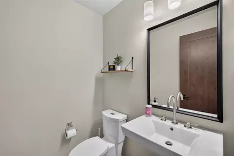 Bath - 62 Mckay Pl, Silverthorne, CO 80498 photo 5 of 6