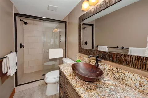 Bath - 1631 Keystone Ranch Rd, Keystone, CO 80435 photo 6 of 7