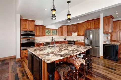 Kitchen - 1631 Keystone Ranch Rd, Keystone, CO 80435 photo 1 of 3