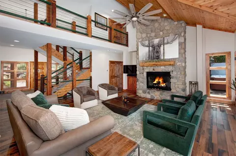 Living - 1631 Keystone Ranch Rd, Keystone, CO 80435 photo 3 of 4
