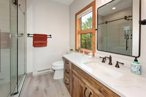 Bath - 1631 Keystone Ranch Rd, Keystone, CO 80435 photo 5 of 7