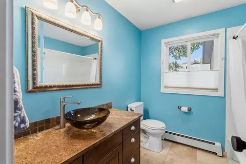 Bath - 460 Clayton Rd, Silverthorne, CO 80498 photo 3 of 3