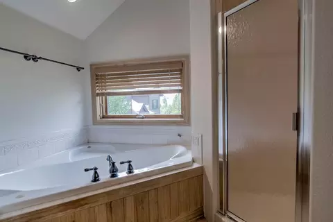 Bath - 1817 Stellar Dr #1817, Silverthorne, CO 80498 photo 8 of 10