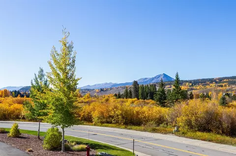 Exterior - 405 Bald Eagle Rd, Silverthorne, CO 80498 photo 4 of 6