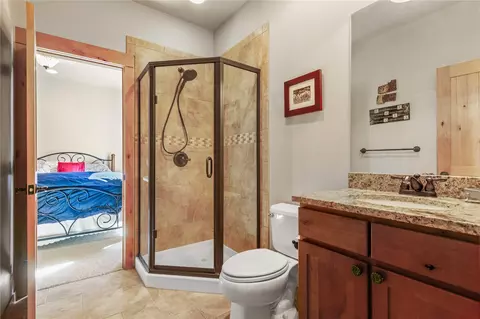 Bath - 405 Bald Eagle Rd, Silverthorne, CO 80498 photo 5 of 5