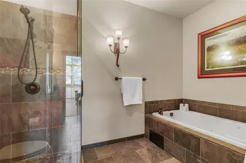 Bath - 405 Bald Eagle Rd, Silverthorne, CO 80498 photo 3 of 5