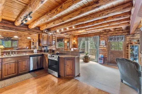 Kitchen - 192 Johnson Rd, Silverthorne, CO 80498 photo 4 of 4