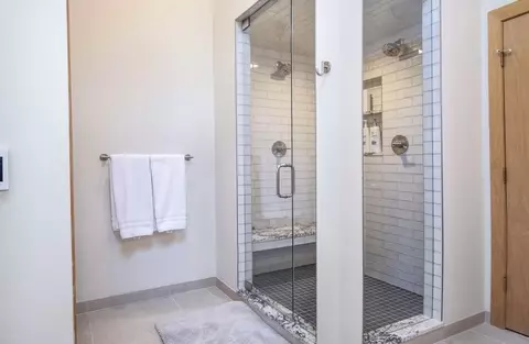 Bath - 5159 Gore Cir, Vail, CO 81657 photo 3 of 8