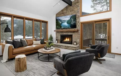 Living - 5159 Gore Cir, Vail, CO 81657 photo 2 of 4