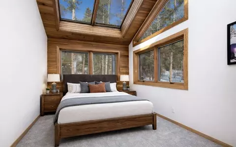 Bedroom - 5159 Gore Cir, Vail, CO 81657 photo 4 of 5