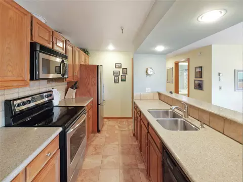 Kitchen - 180 E La Bonte St #415, Dillon, CO 80435 photo 3 of 4