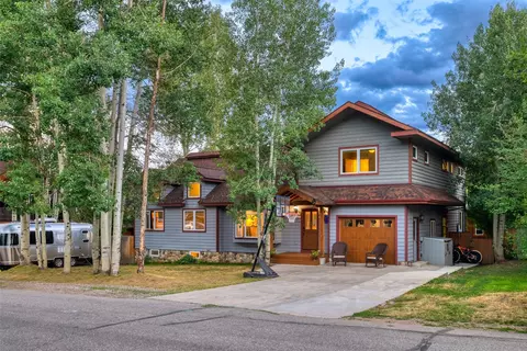 1021 Merritt St, Steamboat Springs, CO 80487
