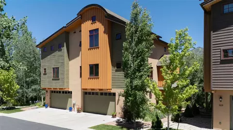 917 Majestic Cir #917, Steamboat Springs, CO 80487