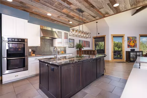 Kitchen - 1192 Bald Eagle Rd, Silverthorne, CO 80498 photo 2 of 2
