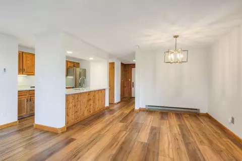 Living - 180 E La Bonte St #423, Dillon, CO 80435 photo 5 of 5