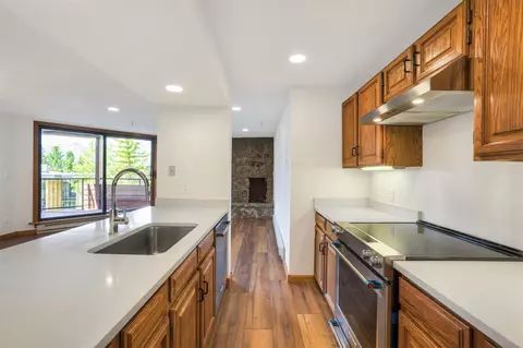 Kitchen - 180 E La Bonte St #423, Dillon, CO 80435 photo 2 of 3