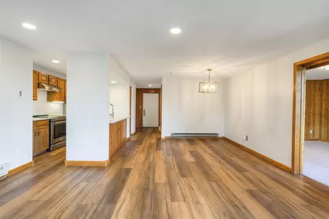 Living - 180 E La Bonte St #423, Dillon, CO 80435 photo 4 of 5