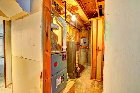 Entry Way - 38 Grebe Ln, Como, CO 80432 photo 2 of 2
