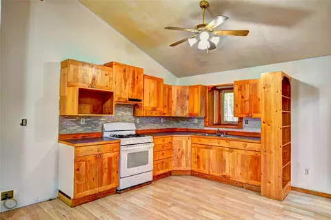 Kitchen - 38 Grebe Ln, Como, CO 80432 photo 2 of 6