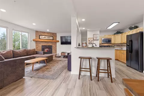 Living - 4020 Silverheels Dr #9, Silverthorne, CO 80498 photo 4 of 4