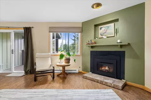 Living - 148 Summit Dr #A12, Dillon, CO 80435 photo 4 of 5