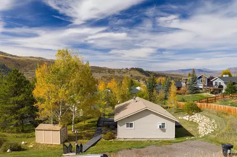 205 Hillside Dr, Steamboat Springs, CO 80487