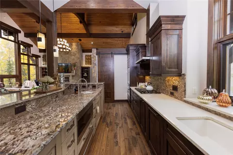 Kitchen - 245 Two Cabins Dr, Silverthorne, CO 80498 photo 1 of 3