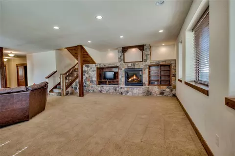 Living - 51 Mule Deer Ct, Dillon, CO 80435 photo 6 of 6