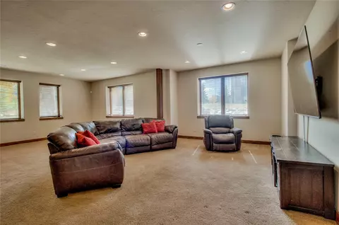 Living - 51 Mule Deer Ct, Dillon, CO 80435 photo 4 of 6