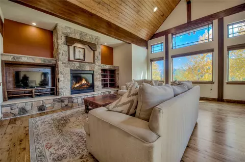 Living - 51 Mule Deer Ct, Dillon, CO 80435 photo 2 of 6