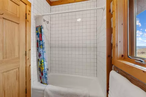 Bath - 572 Haystack Mountain Rd, Silverthorne, CO 80498 photo 7 of 7