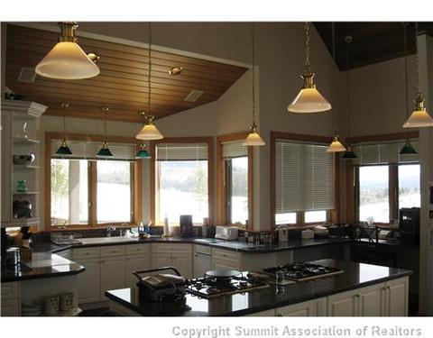 1996 Rodeo Dr, Silverthorne, CO 80498 photo 8
