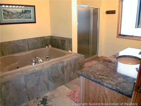 366 Lagoon Ln, Silverthorne, CO 80498 photo 10