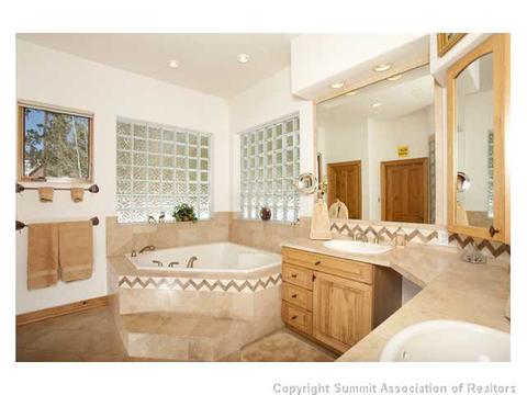 1808 Falcon Dr, Silverthorne, CO 80498 photo 10