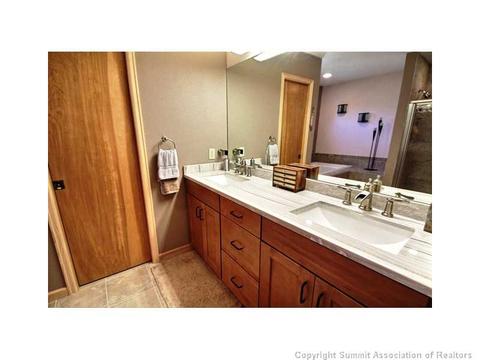 1275 Mesa Dr, Silverthorne, CO 80498 photo 16