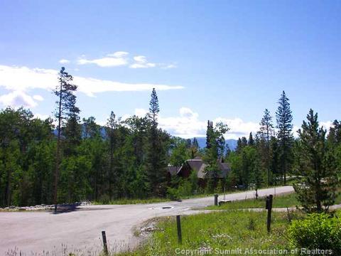 185 Highline Xing, Silverthorne, CO 80498 photo 3