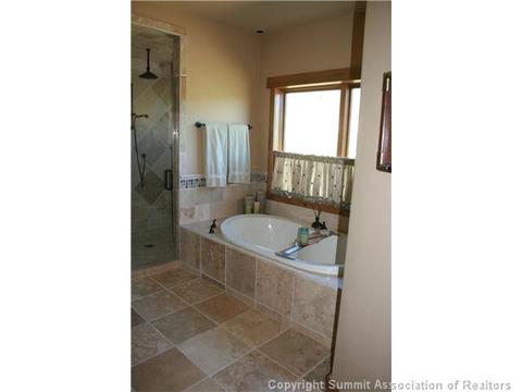 726 Willowbrook Rd, Silverthorne, CO 80498 photo 8